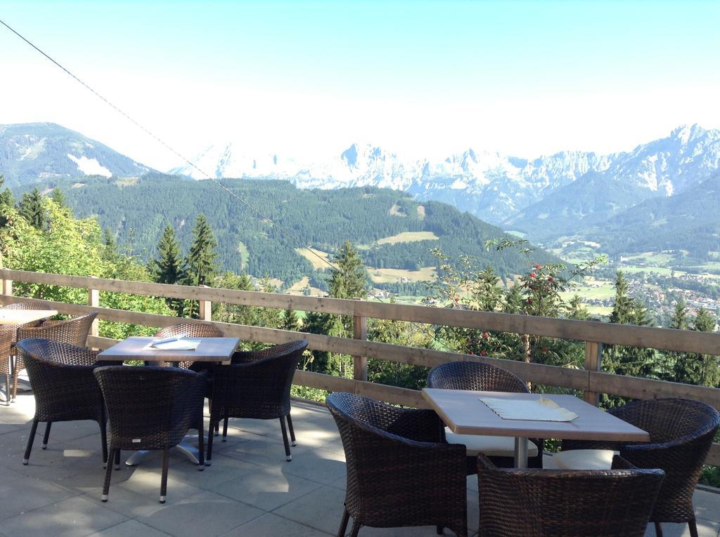 Jufa Hotel Schloss Roethelstein Admont Exterior foto